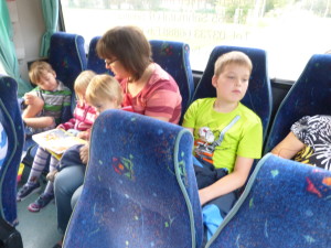Eine Busfahrt die ist lustig, ...